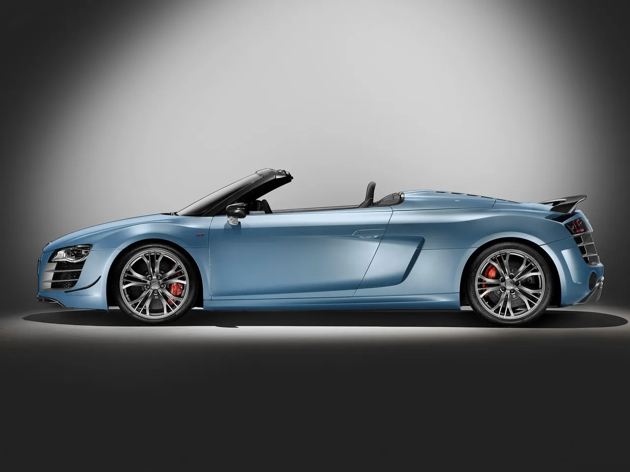 Audi R8 GT Spyder (2012) – boční profil