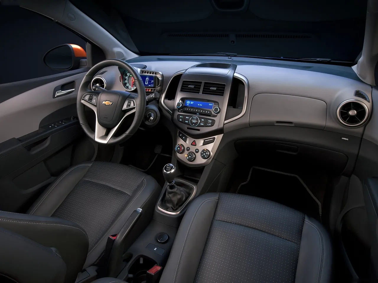 Chevrolet Sonic (2012) – interiér