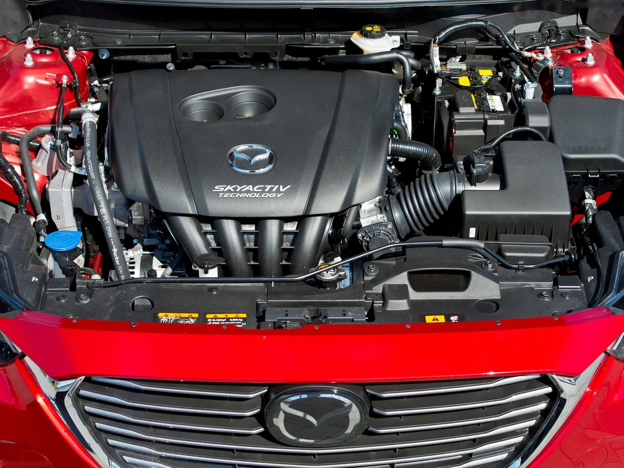 Mazda CX-3 (2016) – motorový prostor