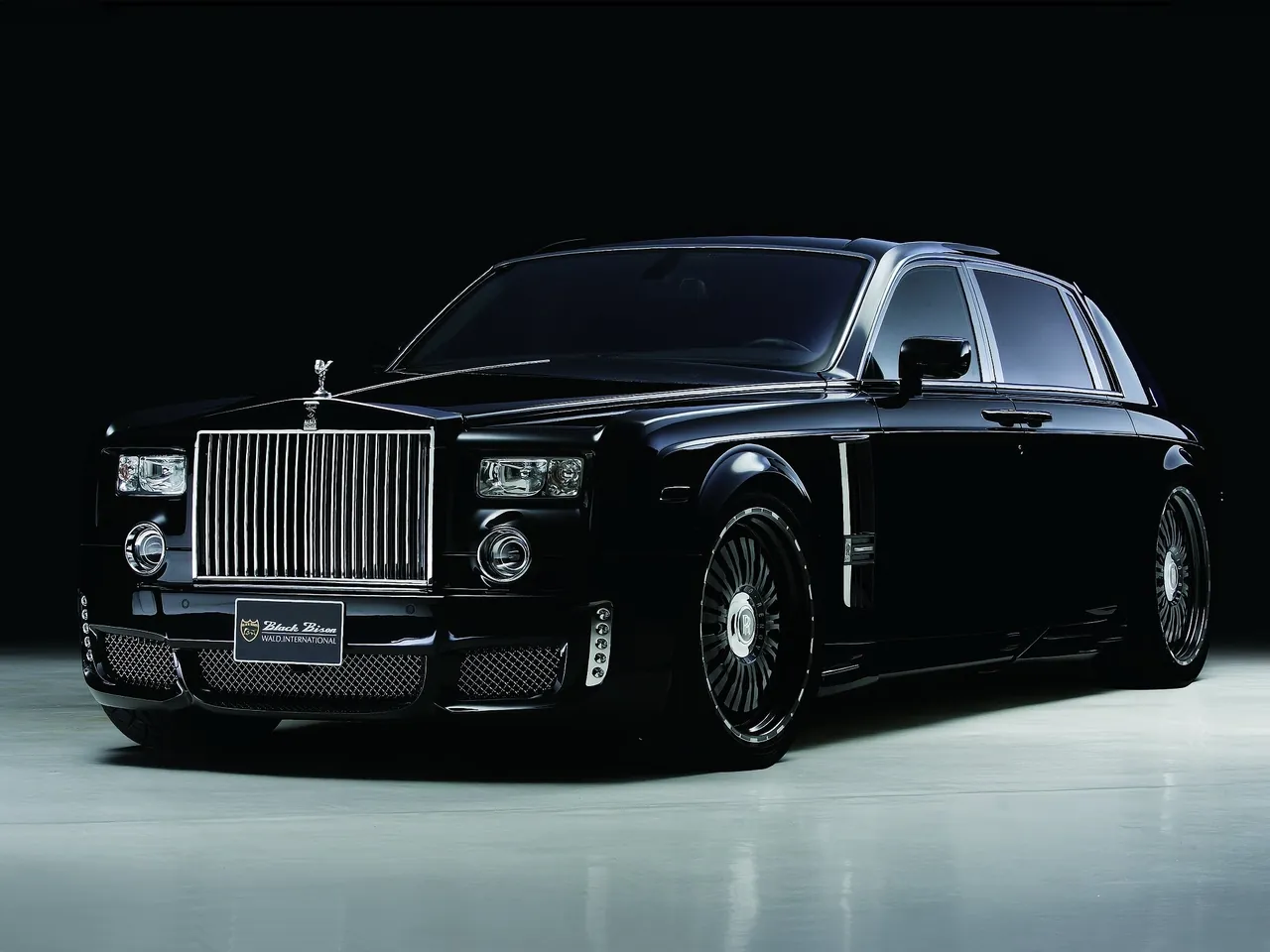 Wald Rolls-Royce Phantom Black Bison (2003)
