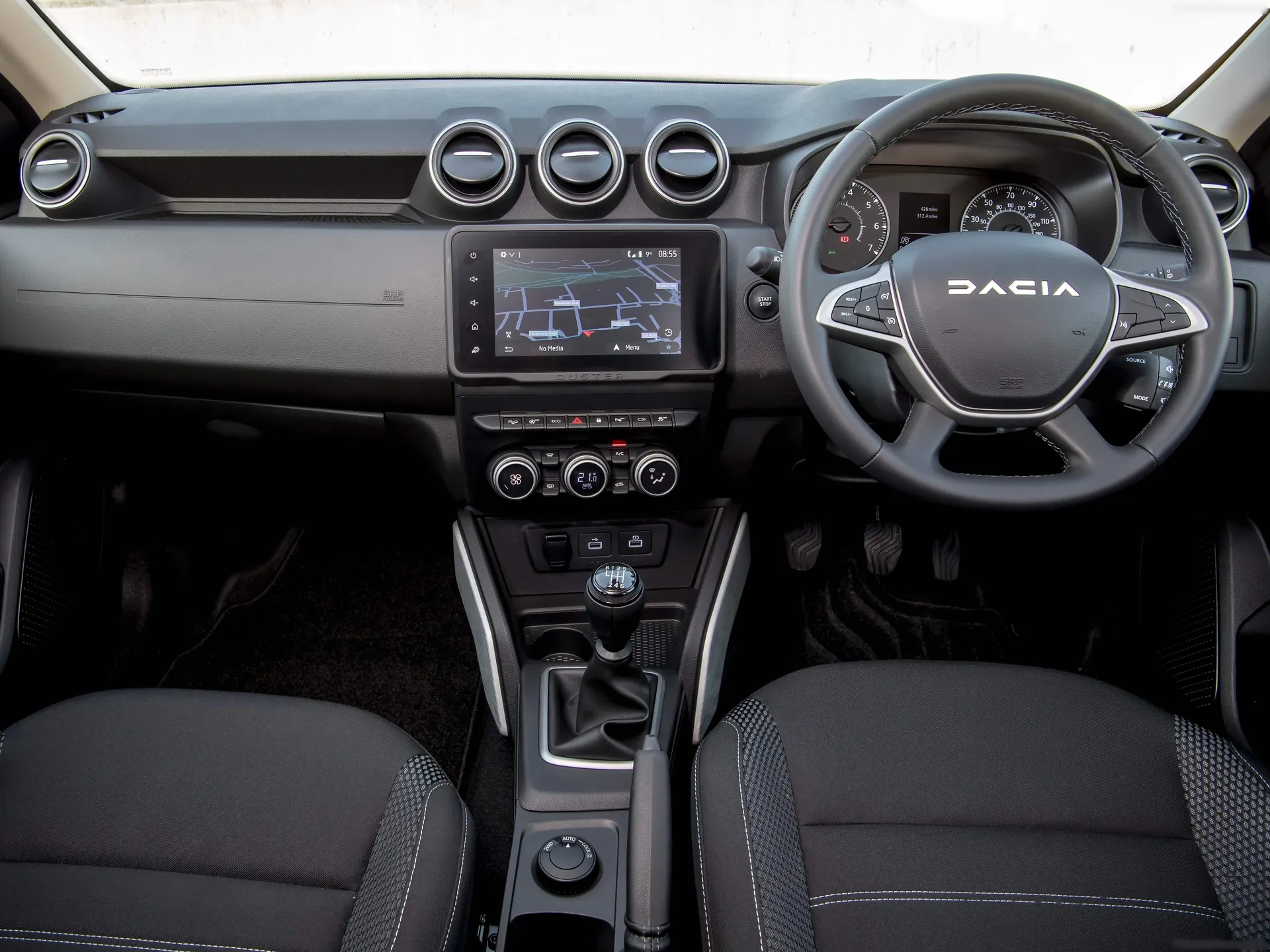 Dacia Duster [UK] (2023) – interiér