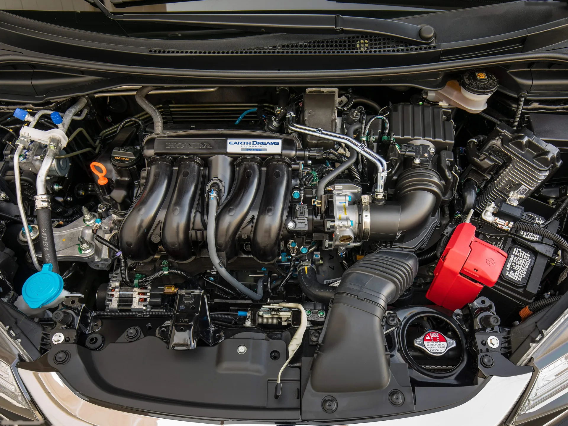 Honda Fit (2018) – motorový prostor