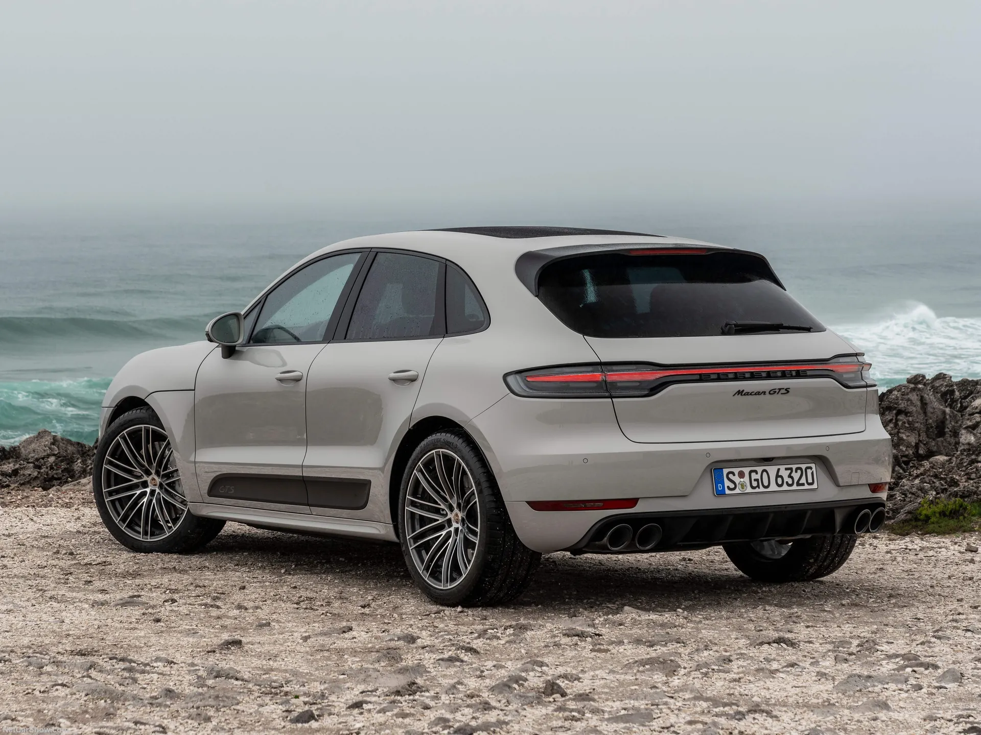 Porsche Macan GTS (2020) – zadní tříčtvrteční pohled