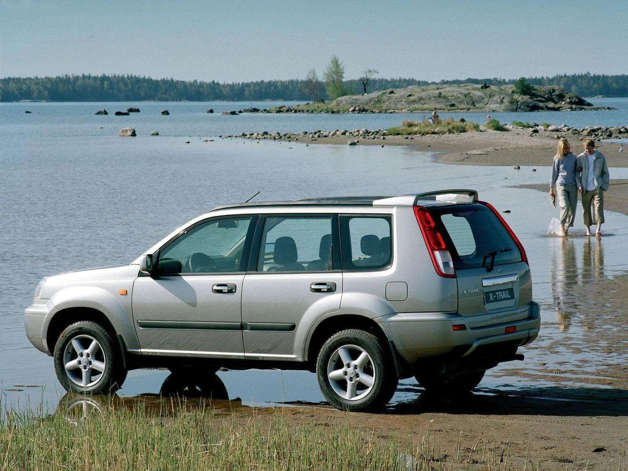 Nissan XTrail (2002) – zadní tříčtvrteční pohled