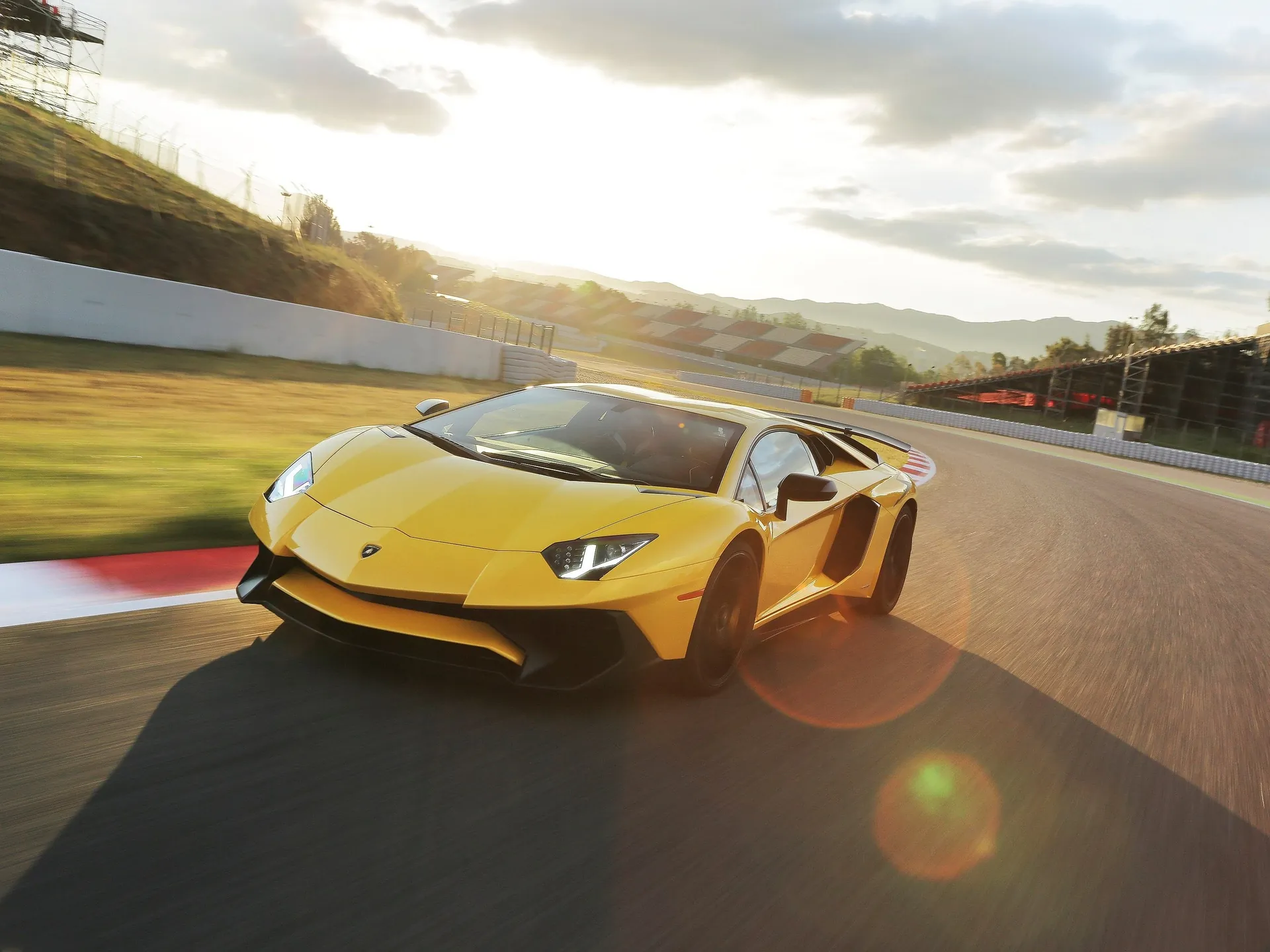 Lamborghini Aventador LP750-4 SV (2016)