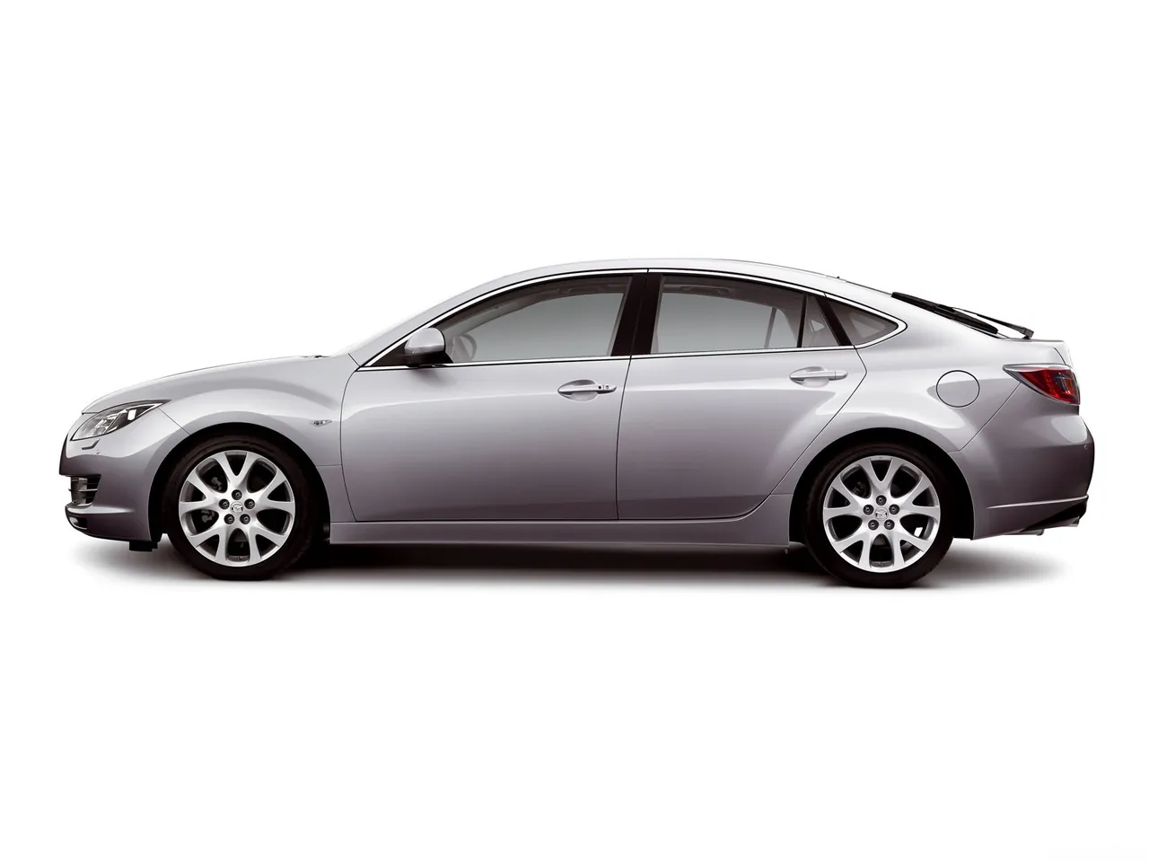 Mazda 6 Hatchback (2008) – boční profil