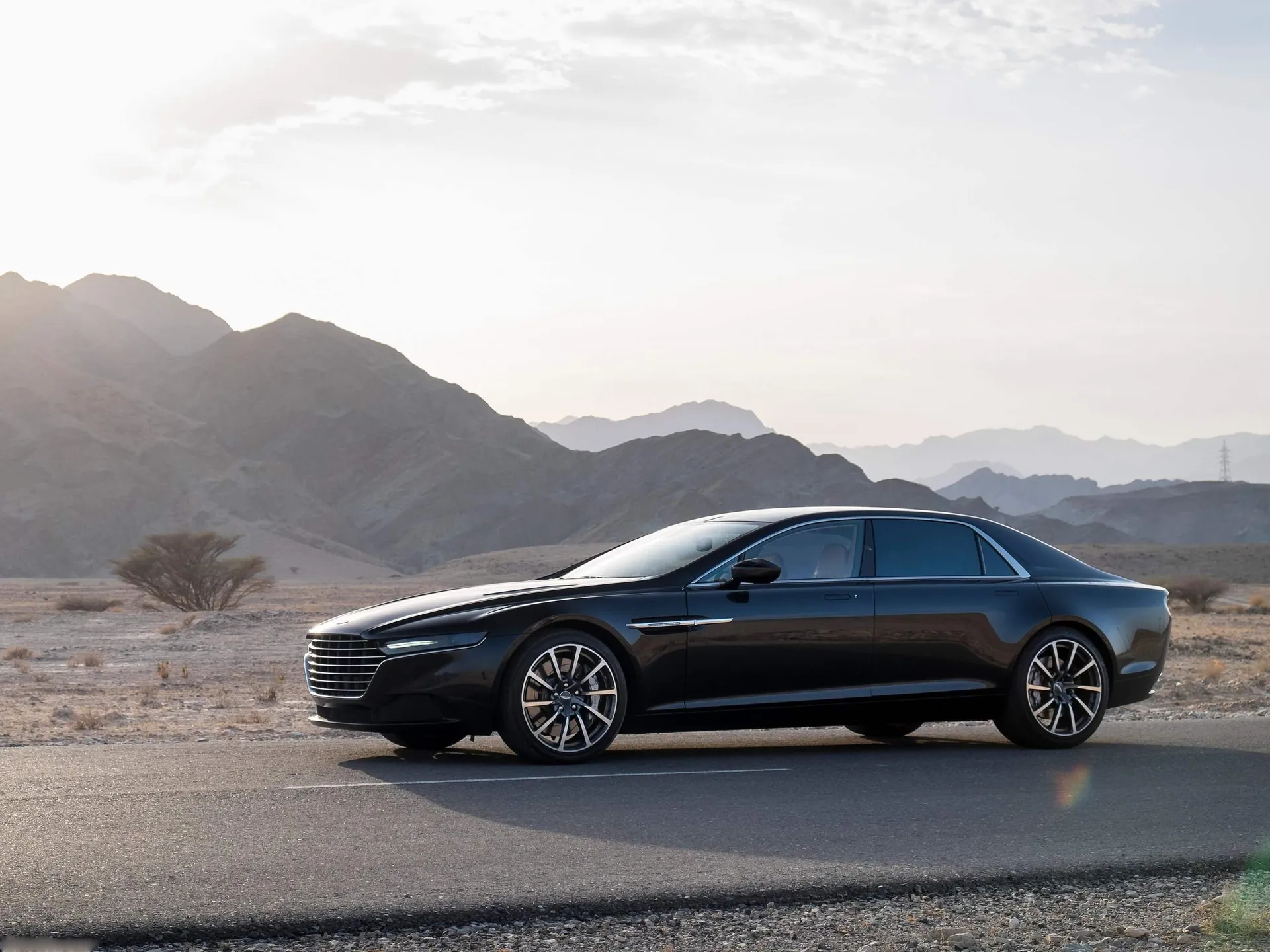 Aston Martin Lagonda (2016)