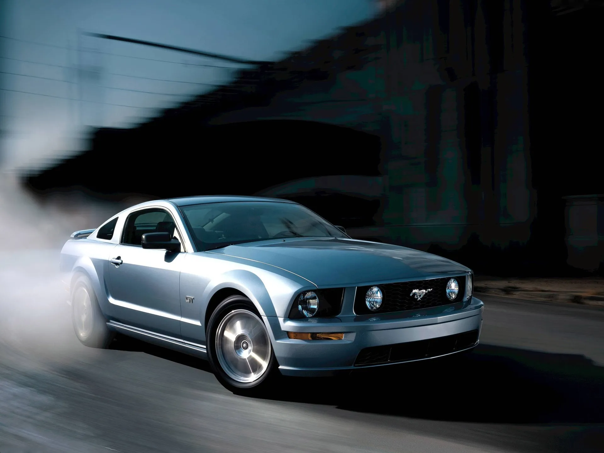 Ford Mustang GT (2005)