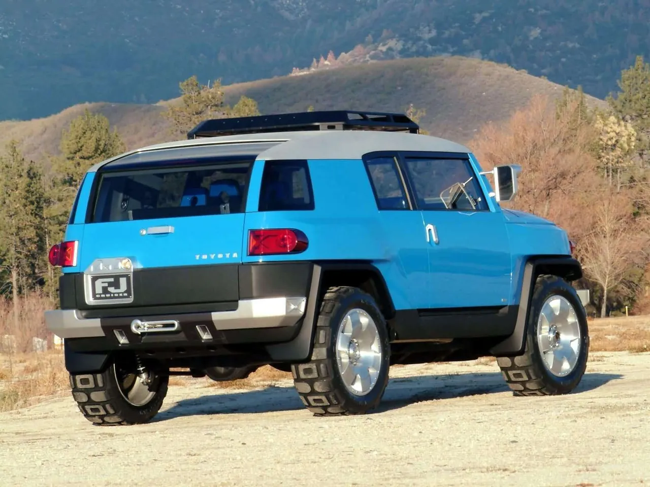 Toyota FJ Cruiser Concept (2003) - Rear Three-Quarter