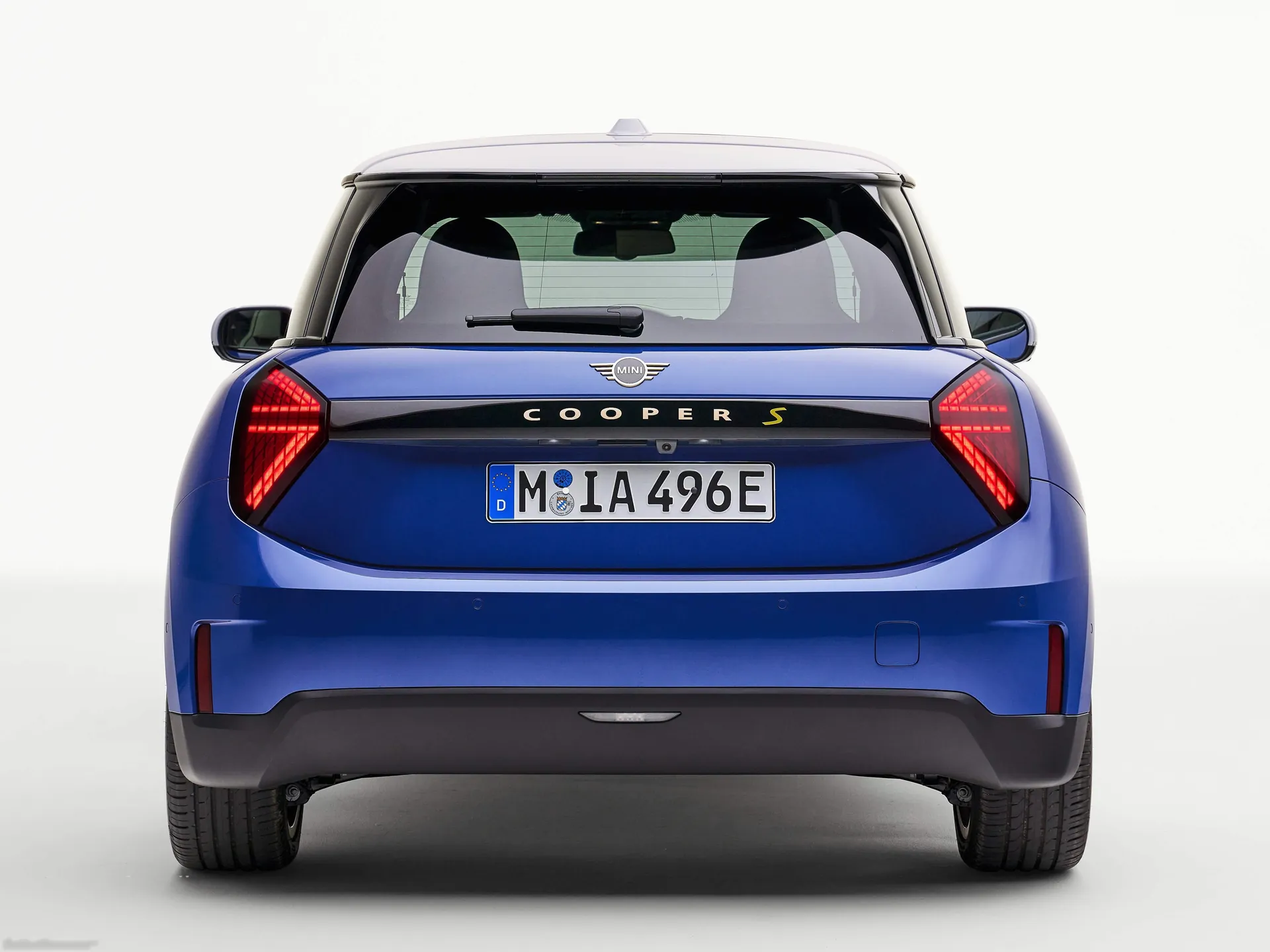 Mini Cooper SE (2024) – zezadu