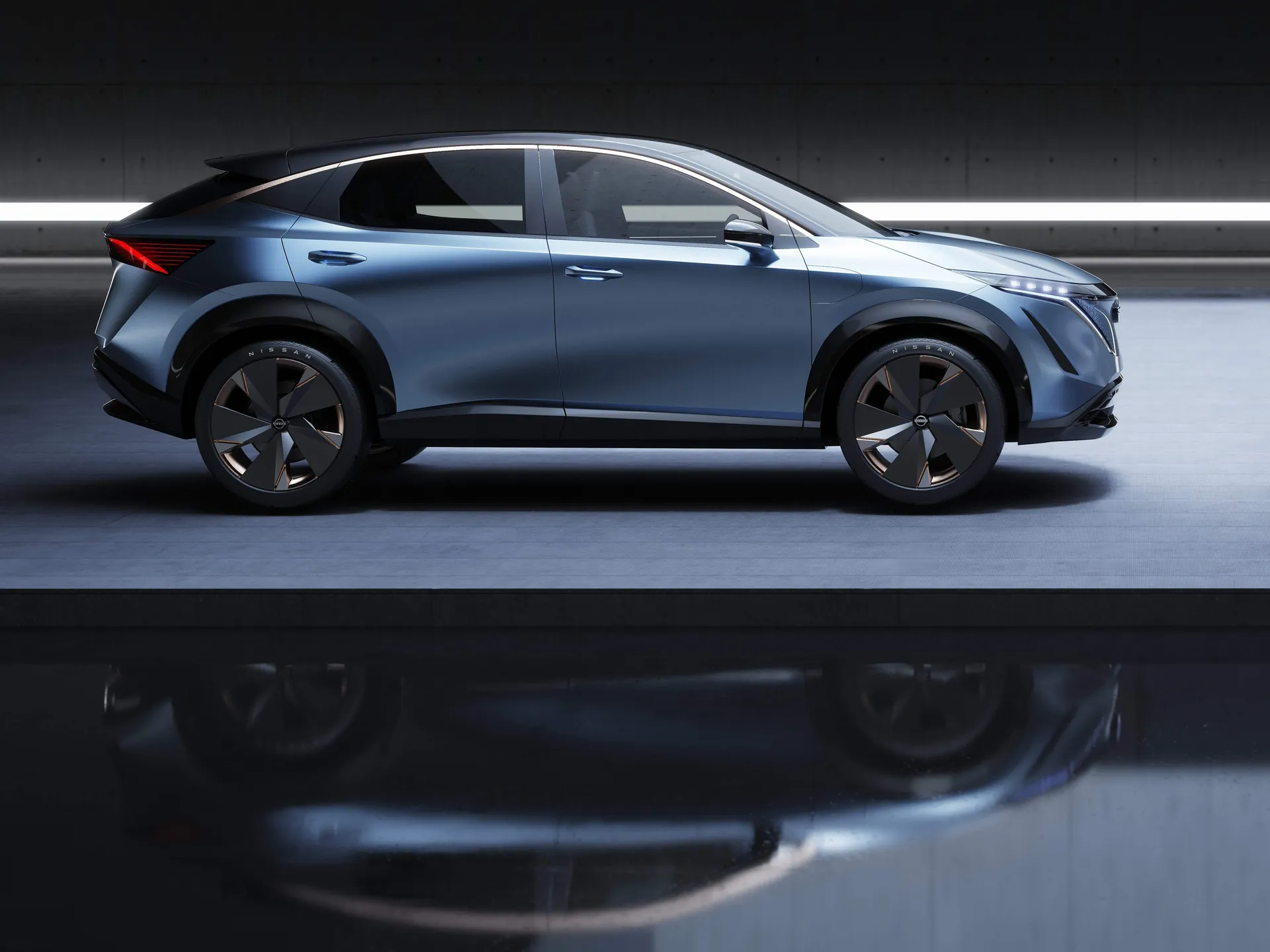 Nissan Ariya Concept (2019) – boční profil