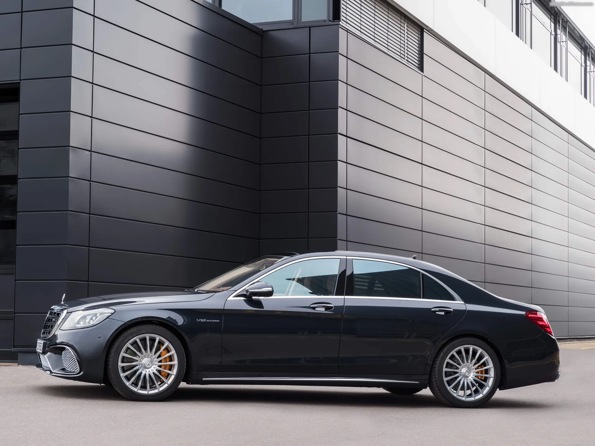 Mercedes-Benz S65 AMG (2018) - Side Profile