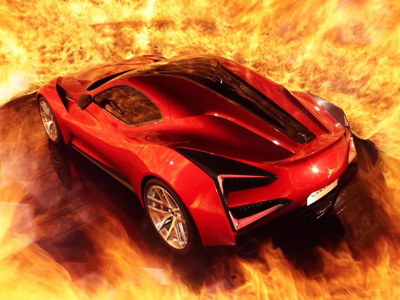 Icona Vulcano (2013) – zadní tříčtvrteční pohled