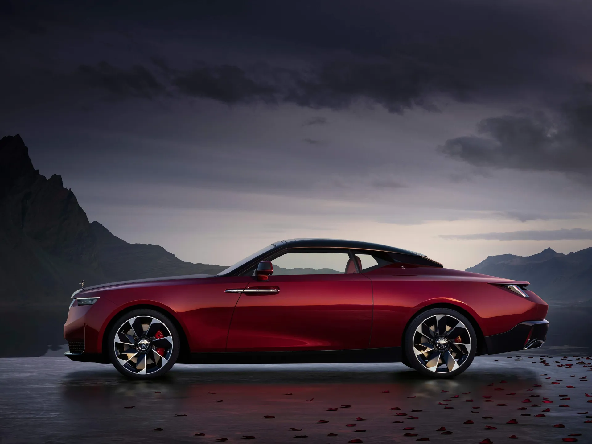 Rolls-Royce Droptail La Rose Noire (2024) – boční profil