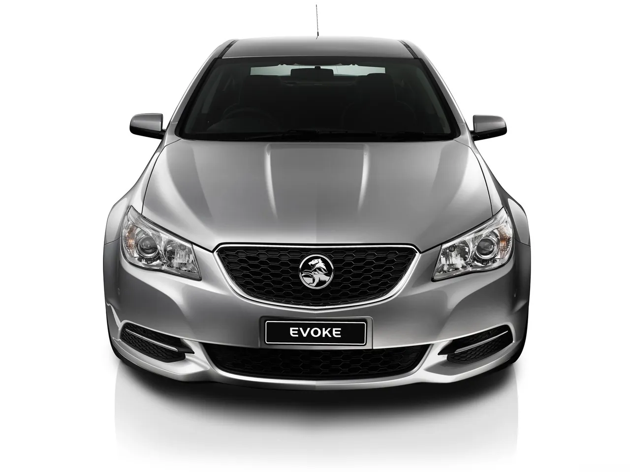 Holden VF Commodore (2014) – zepředu
