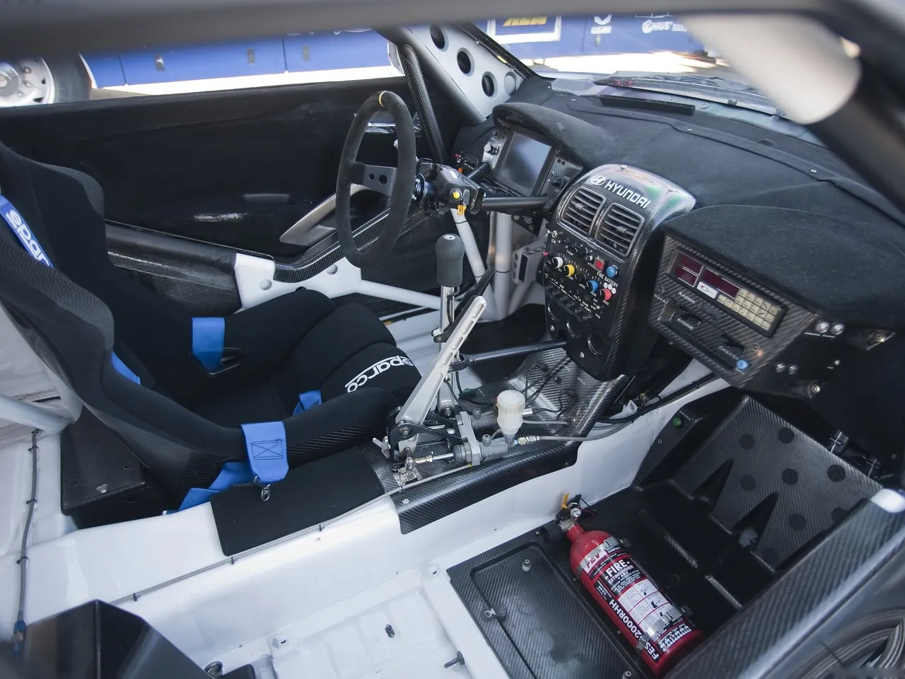 Hyundai Veloster Rally Car (2011) – interiér