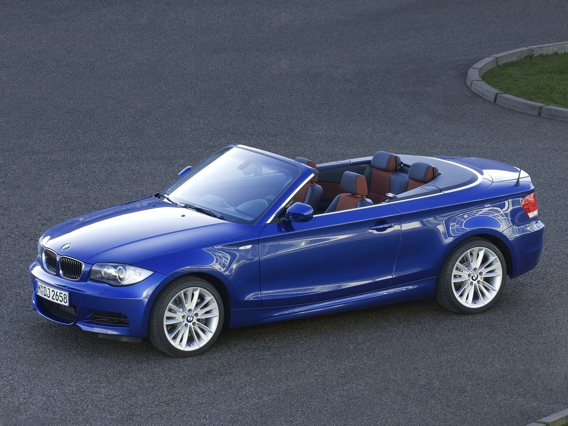 BMW 135i Convertible (2010)