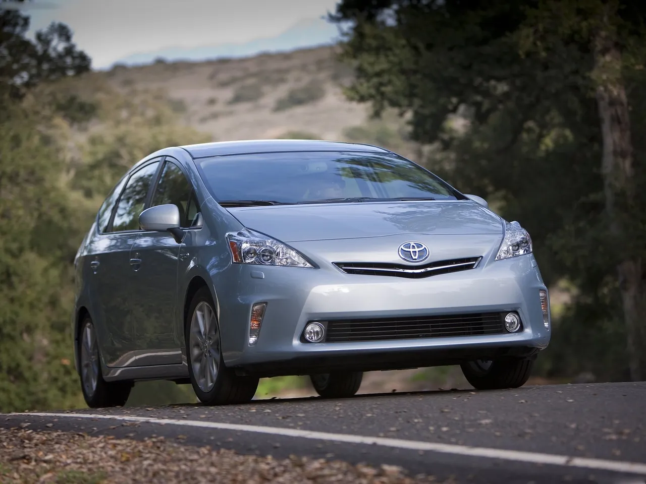 Toyota Prius V (2012)