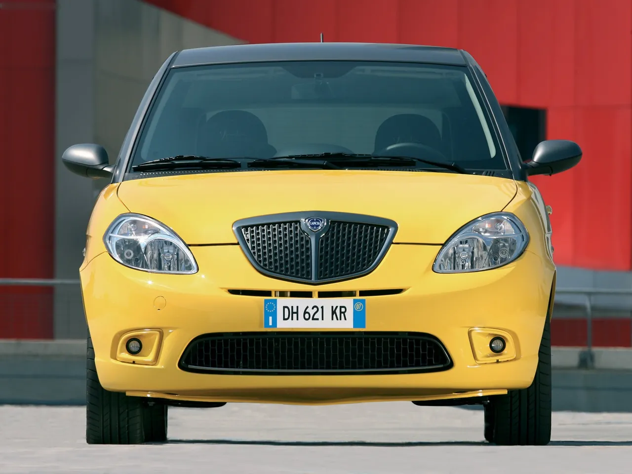 Lancia Ypsilon Sport MomoDesign (2007) - Front