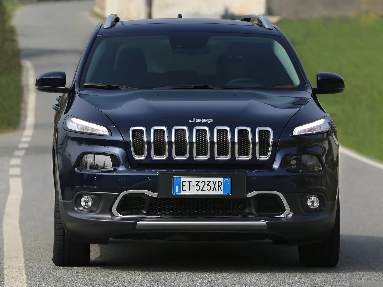 Jeep Cherokee [EU] (2014) – zepředu