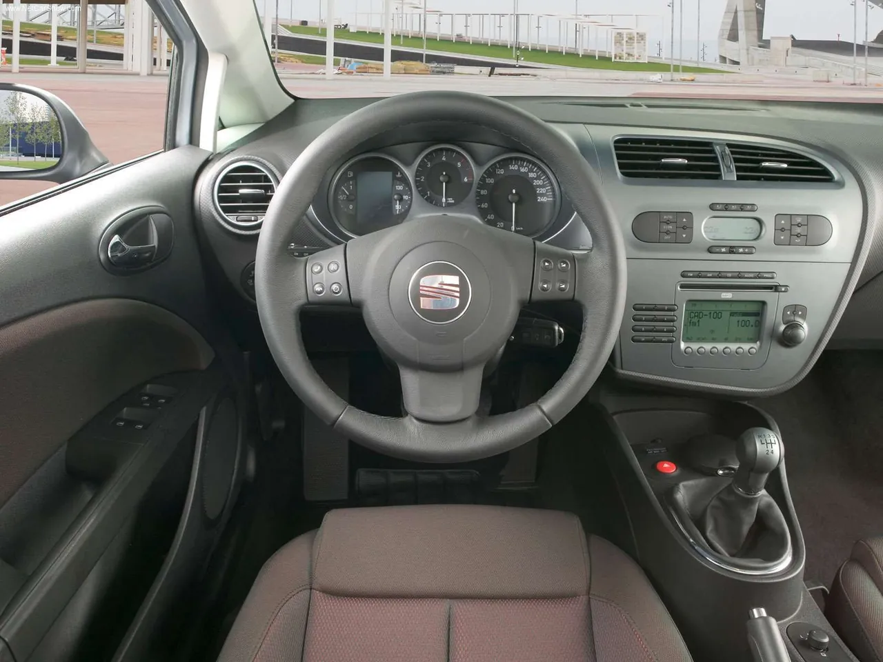 Seat Leon (2006) – interiér