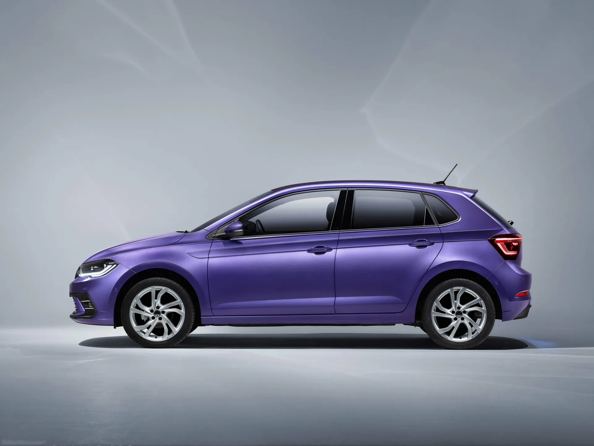 Volkswagen Polo (2022) - Side Profile