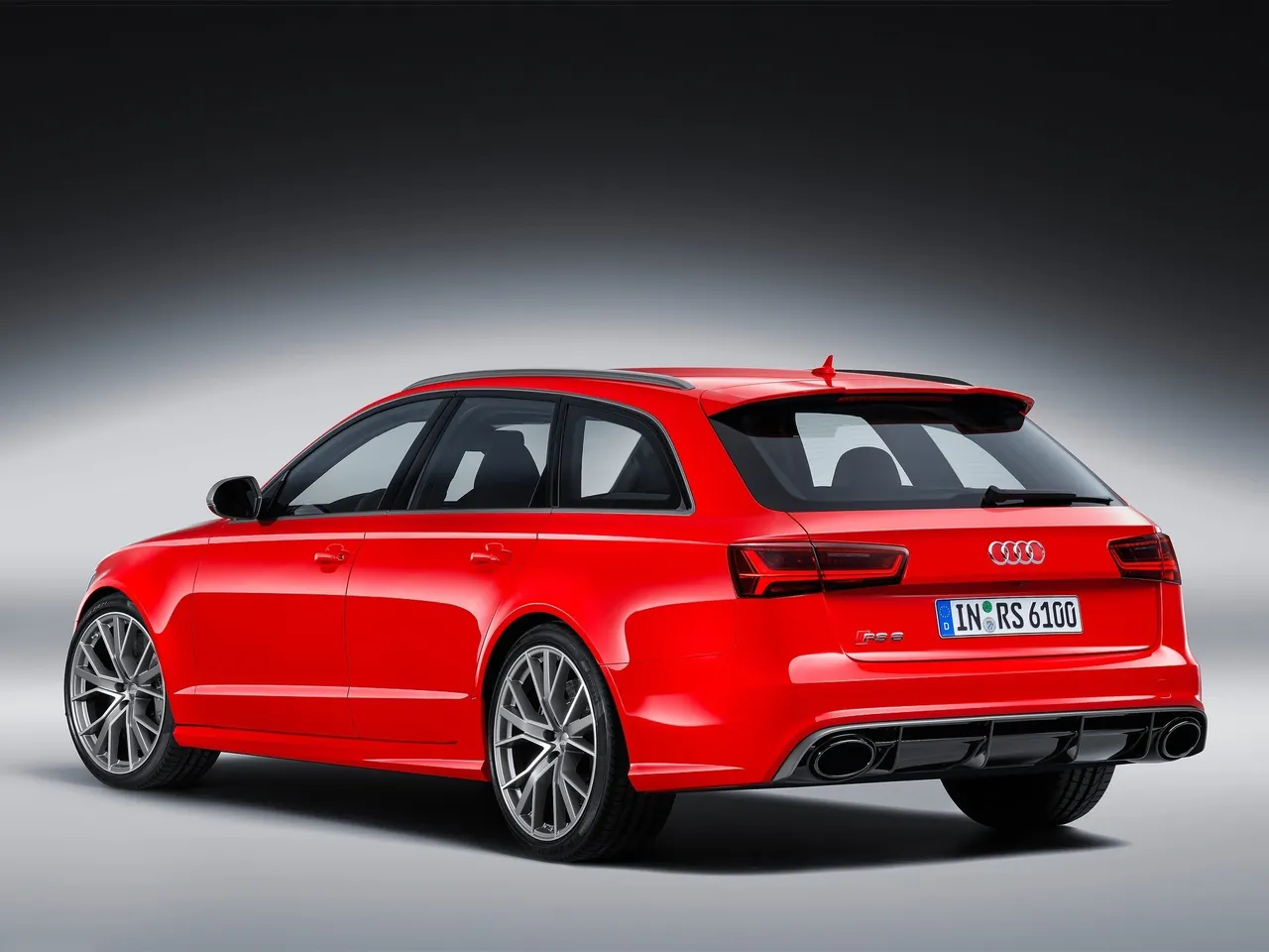 Audi RS6 Avant performance (2016) – zadní tříčtvrteční pohled