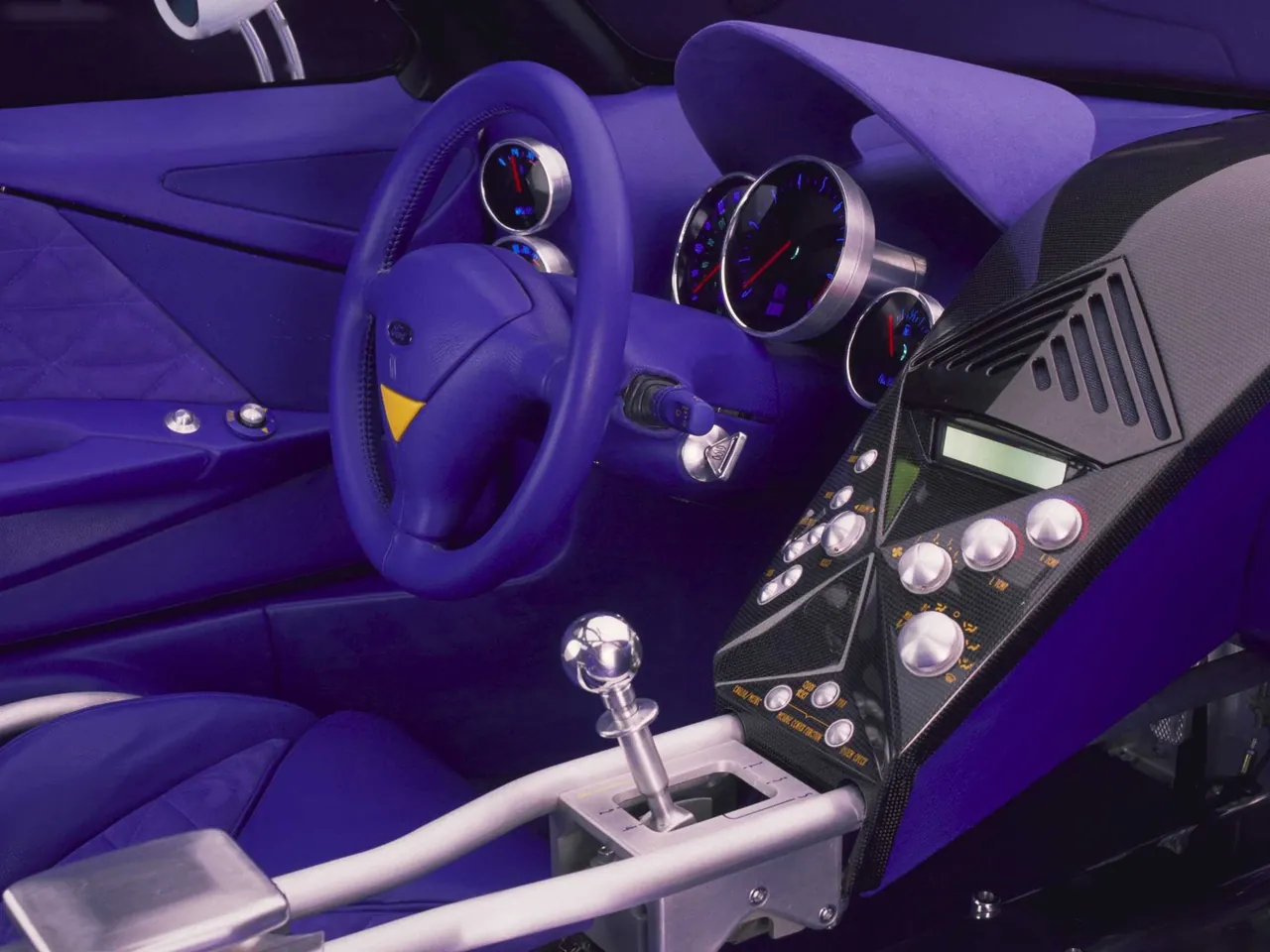 Ford GT90 Concept (1995) – interiér