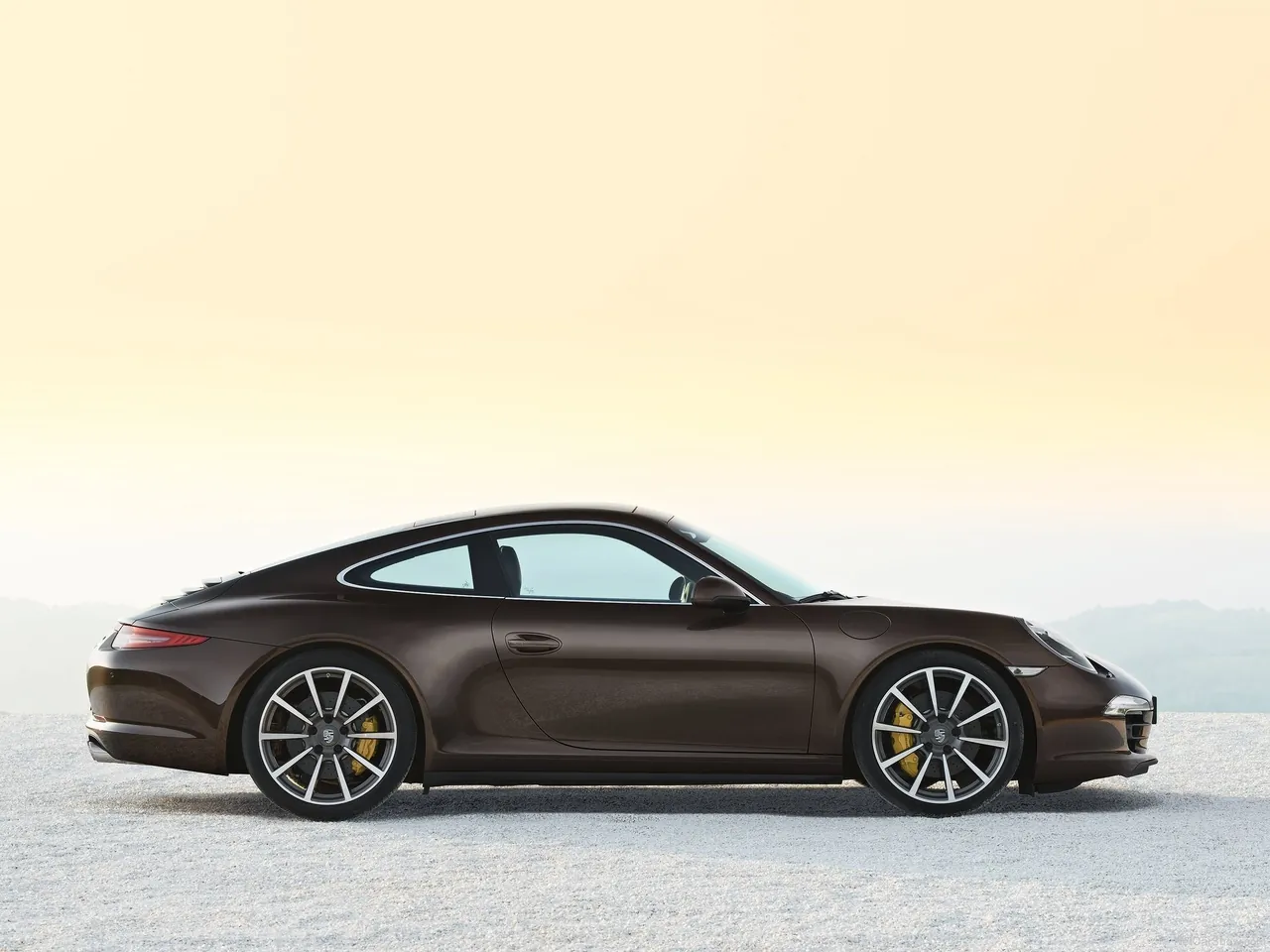 Porsche 911 Carrera 4S Coupe (2013) – boční profil