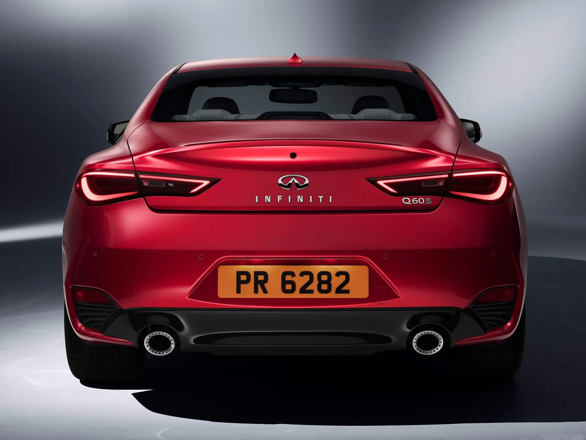 Infiniti Q60 (2017) – zezadu