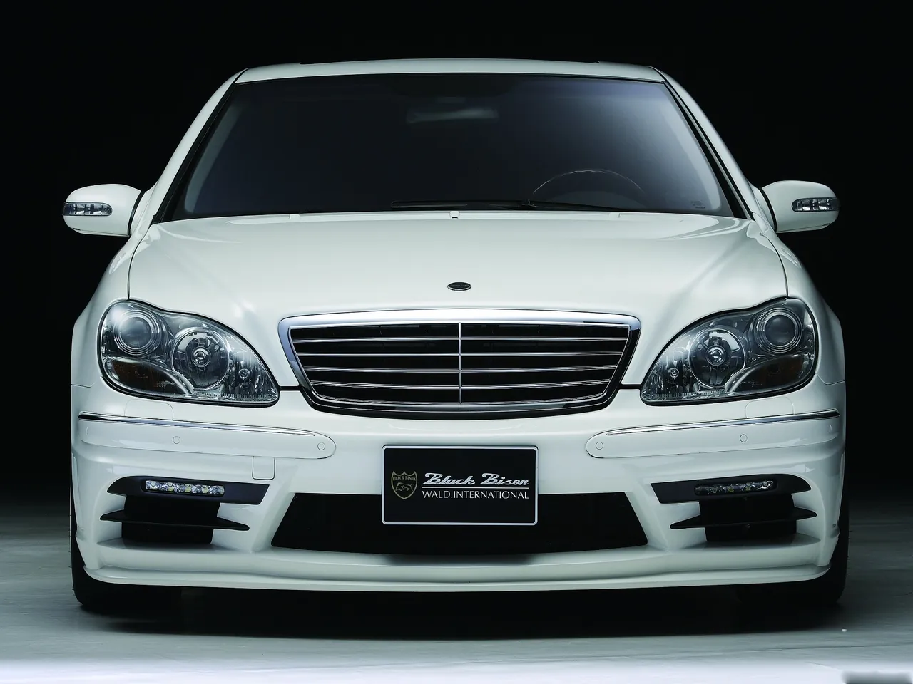 Wald Mercedes-Benz S-Class W220 Black Bison (2003) - Front