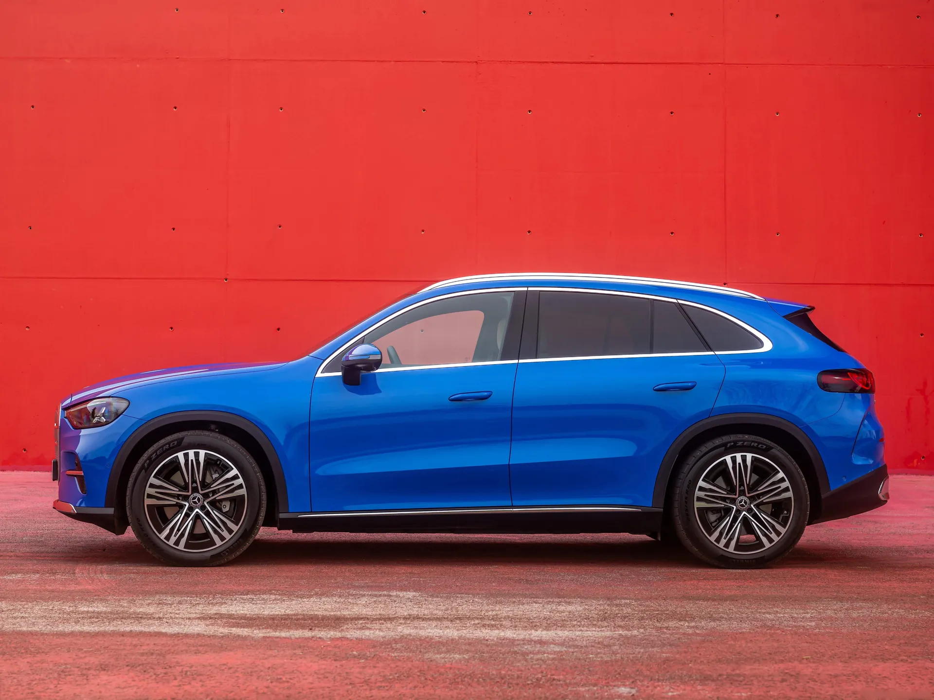 Mercedes-Benz GLC EV (2026) – boční profil