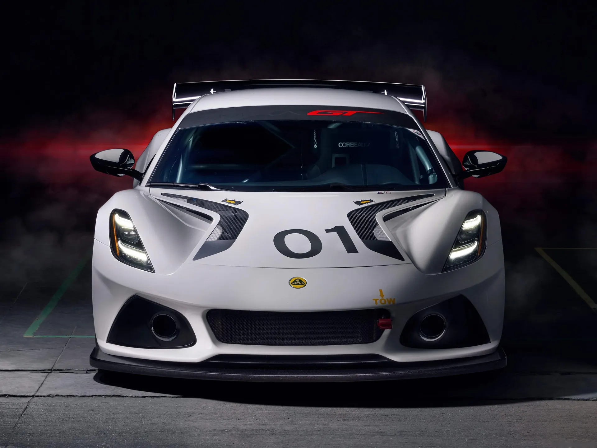 Lotus Emira GT4 (2023) – zepředu