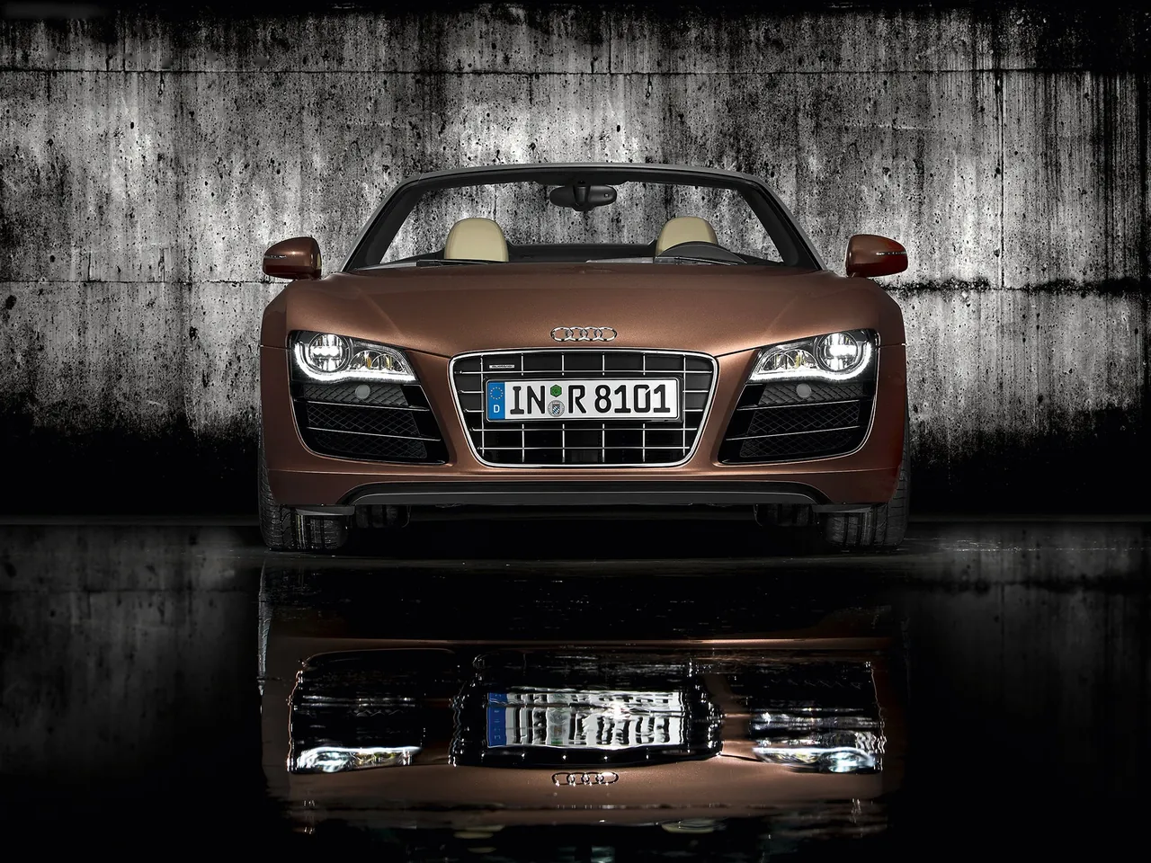 Audi R8 Spyder 5.2 FSI quattro (2011) – zepředu
