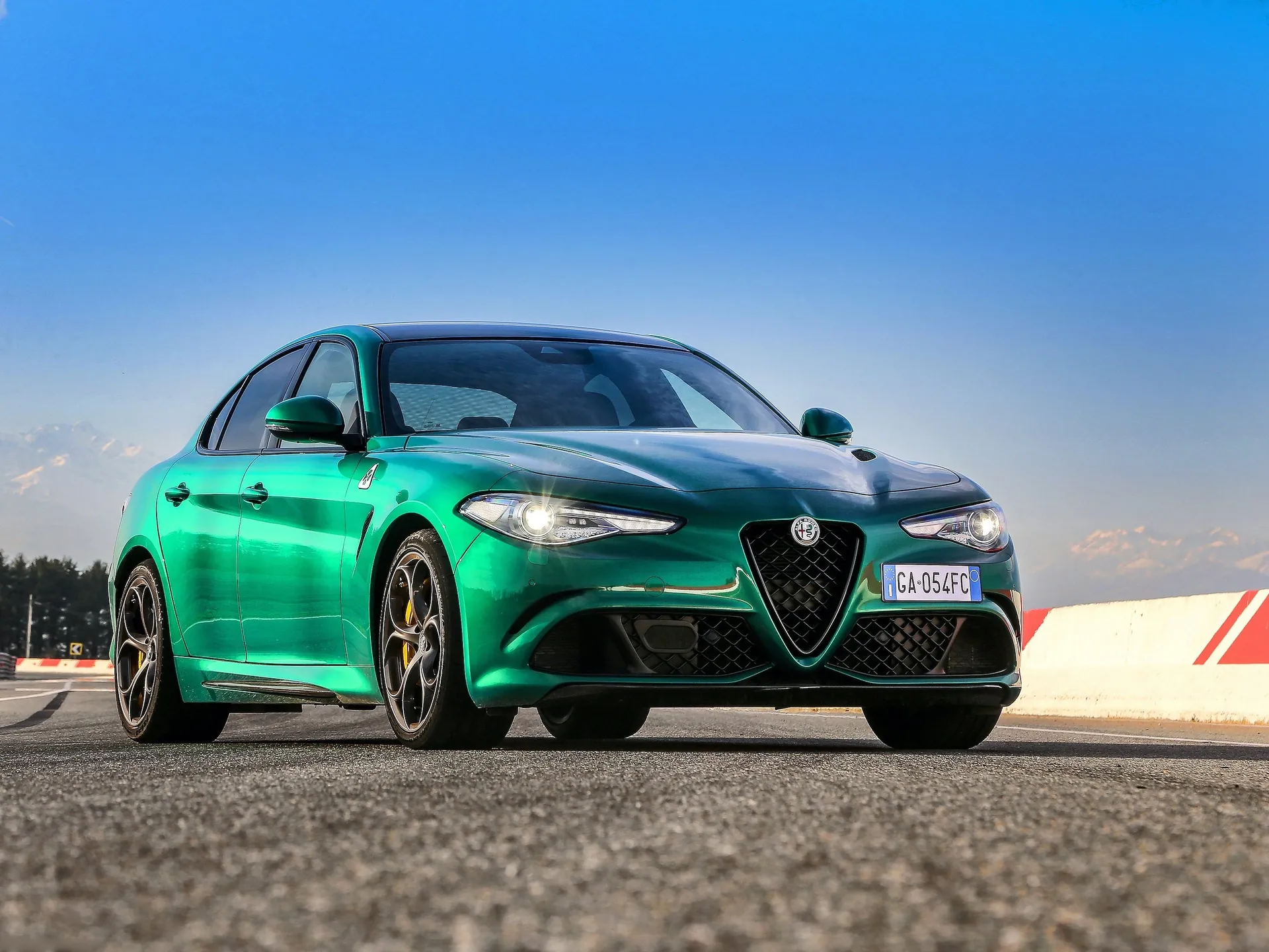 Alfa Romeo Giulia Quadrifoglio (2020)
