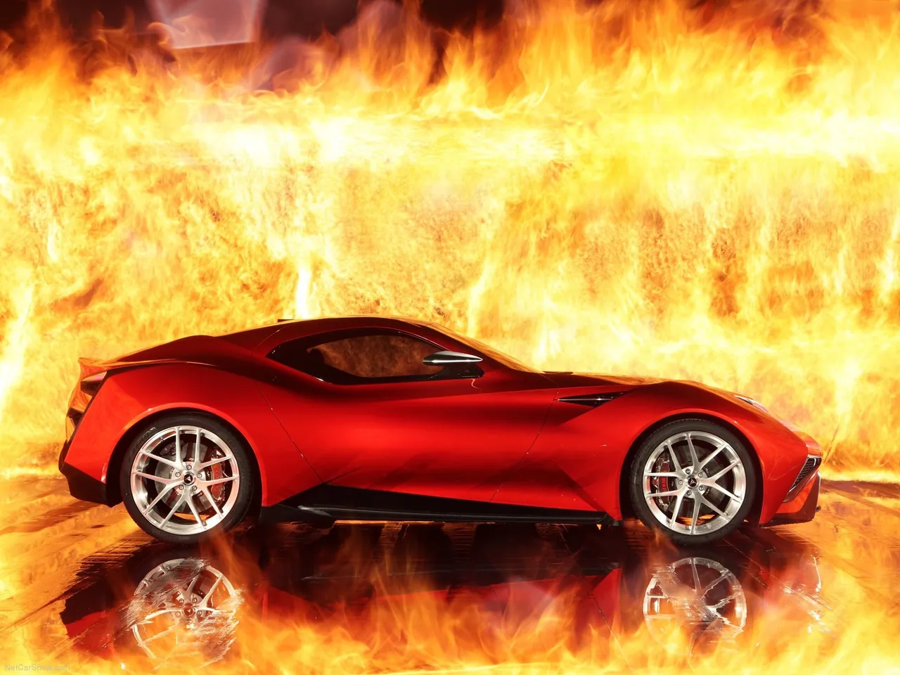 Icona Vulcano (2013) – boční profil