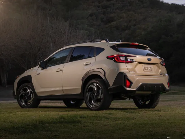 Subaru Crosstrek Hybrid (2026)