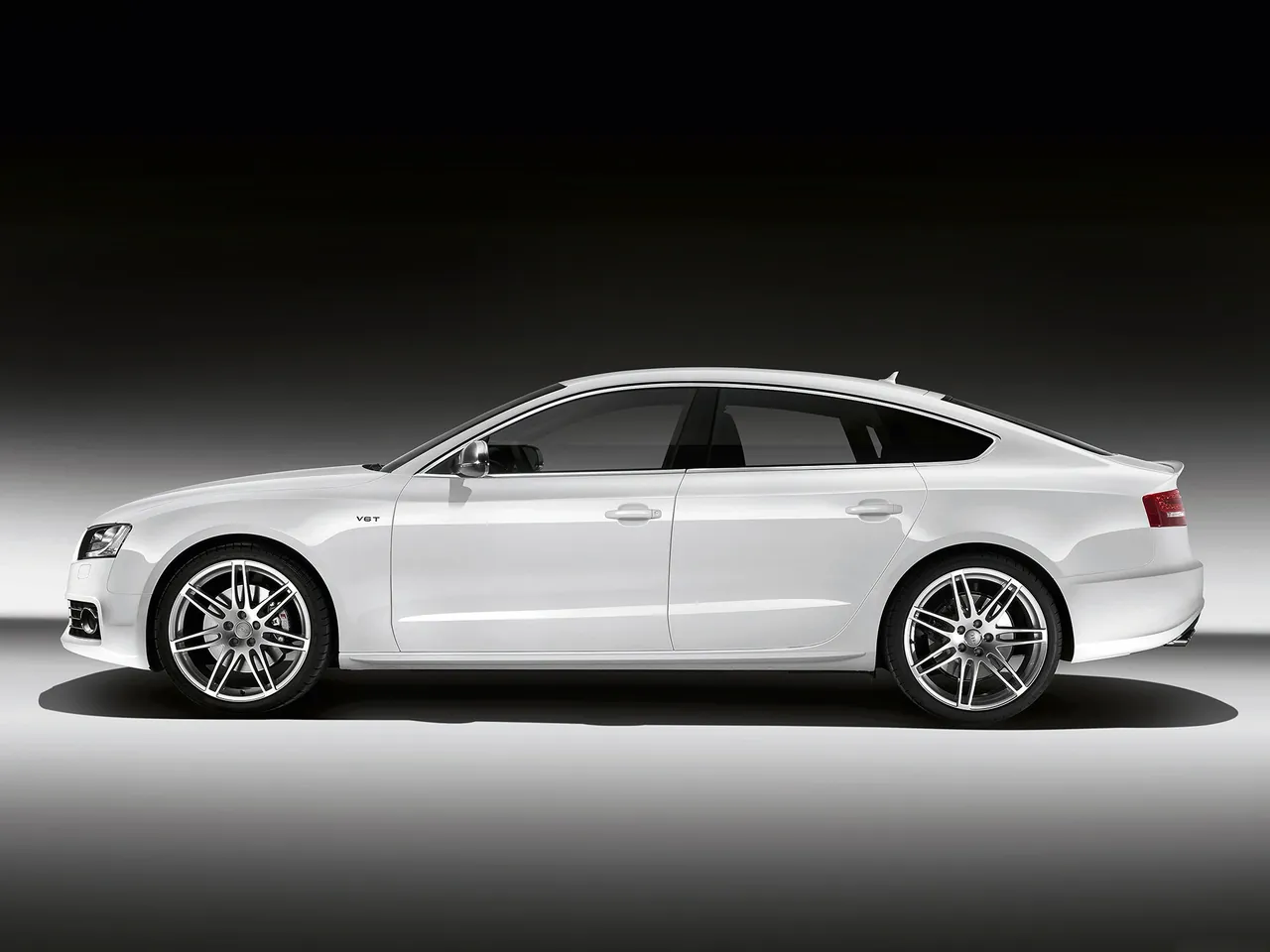 Audi S5 Sportback (2011) – boční profil