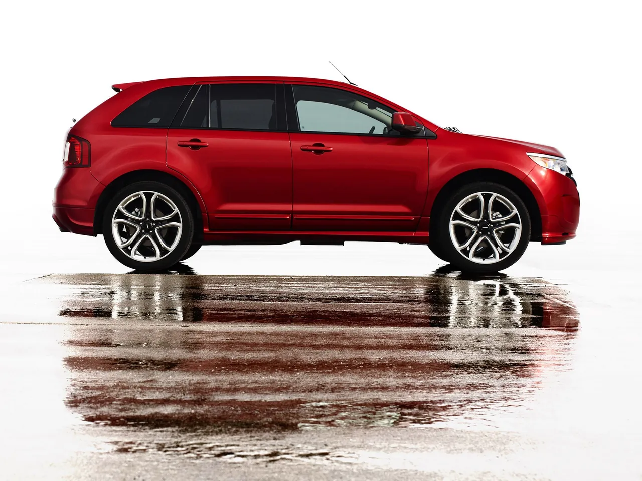 Ford Edge Sport (2011) – boční profil