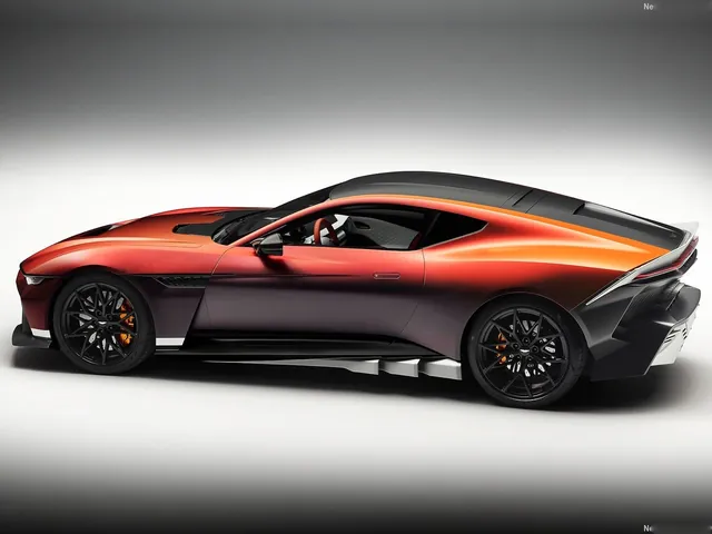 Aston Martin Valen (2028)