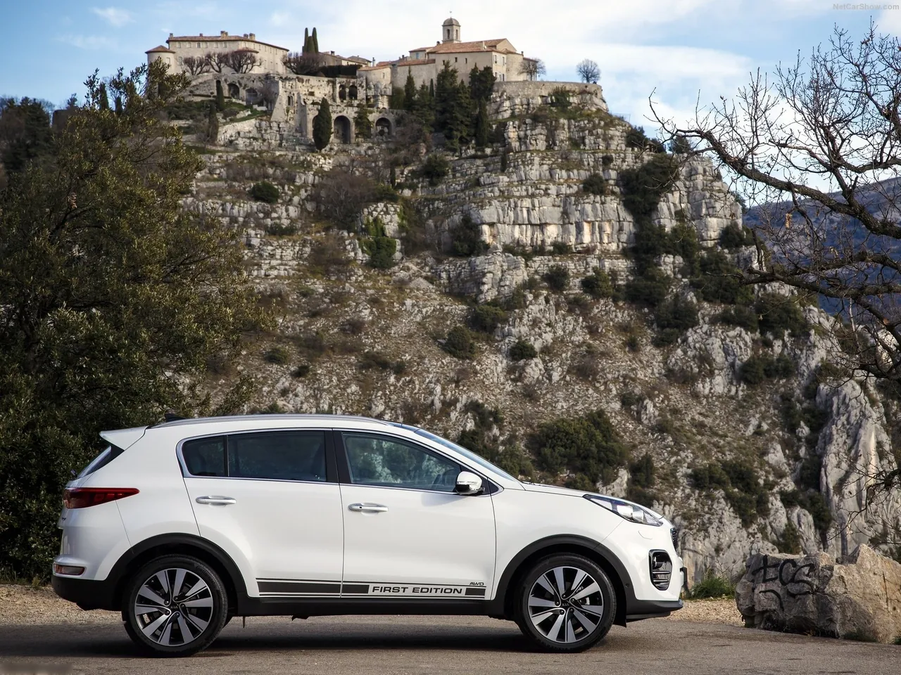 Kia Sportage [UK] (2016) – boční profil