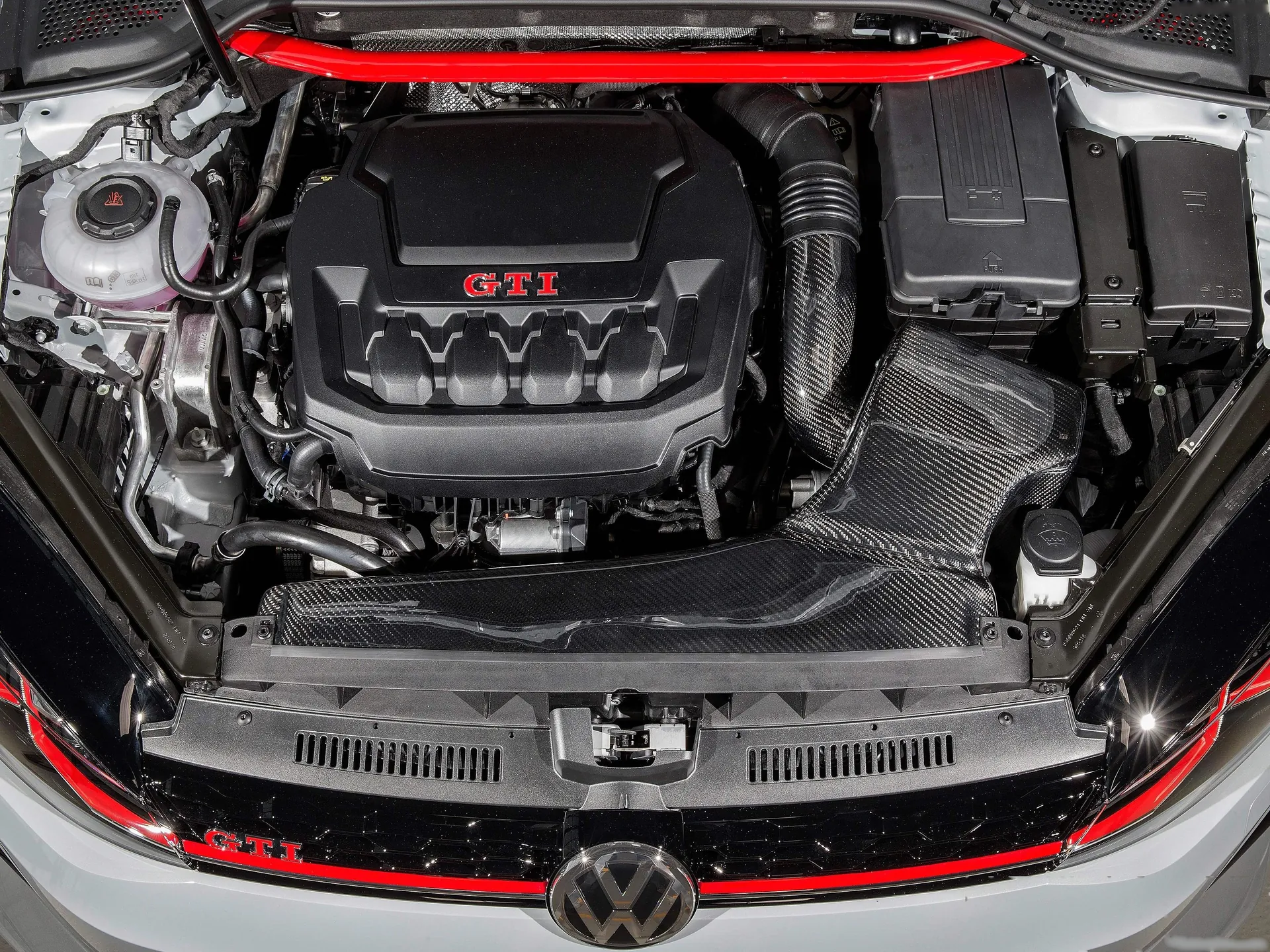 Volkswagen Golf GTI Next Level Concept (2018) - Engine Bay