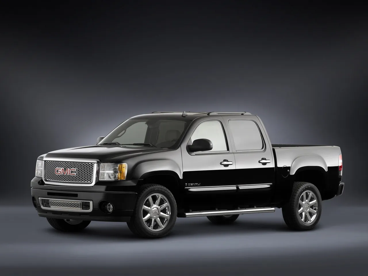 GMC Sierra Denali (2007)