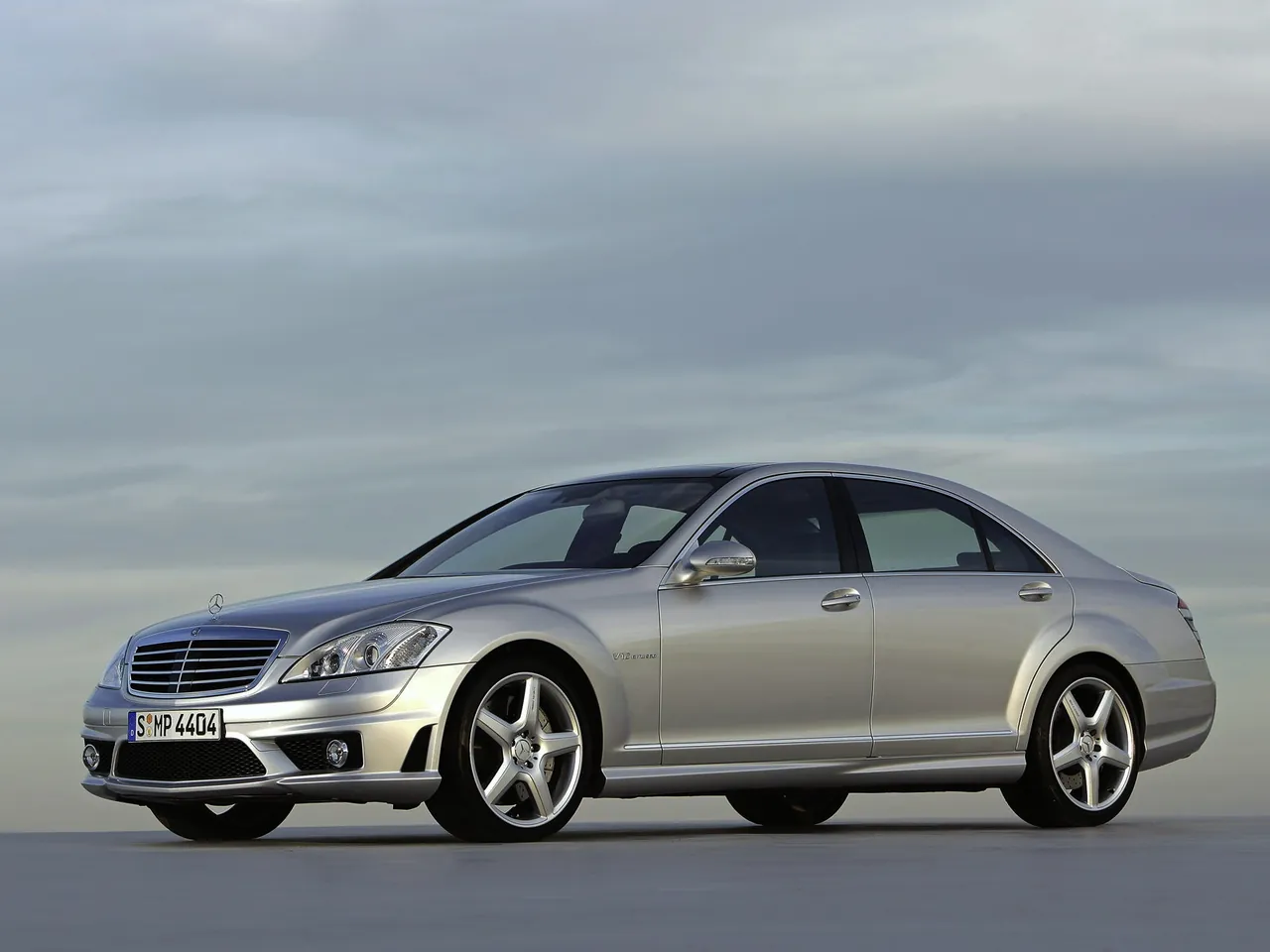 Mercedes-Benz S65 AMG (2007)