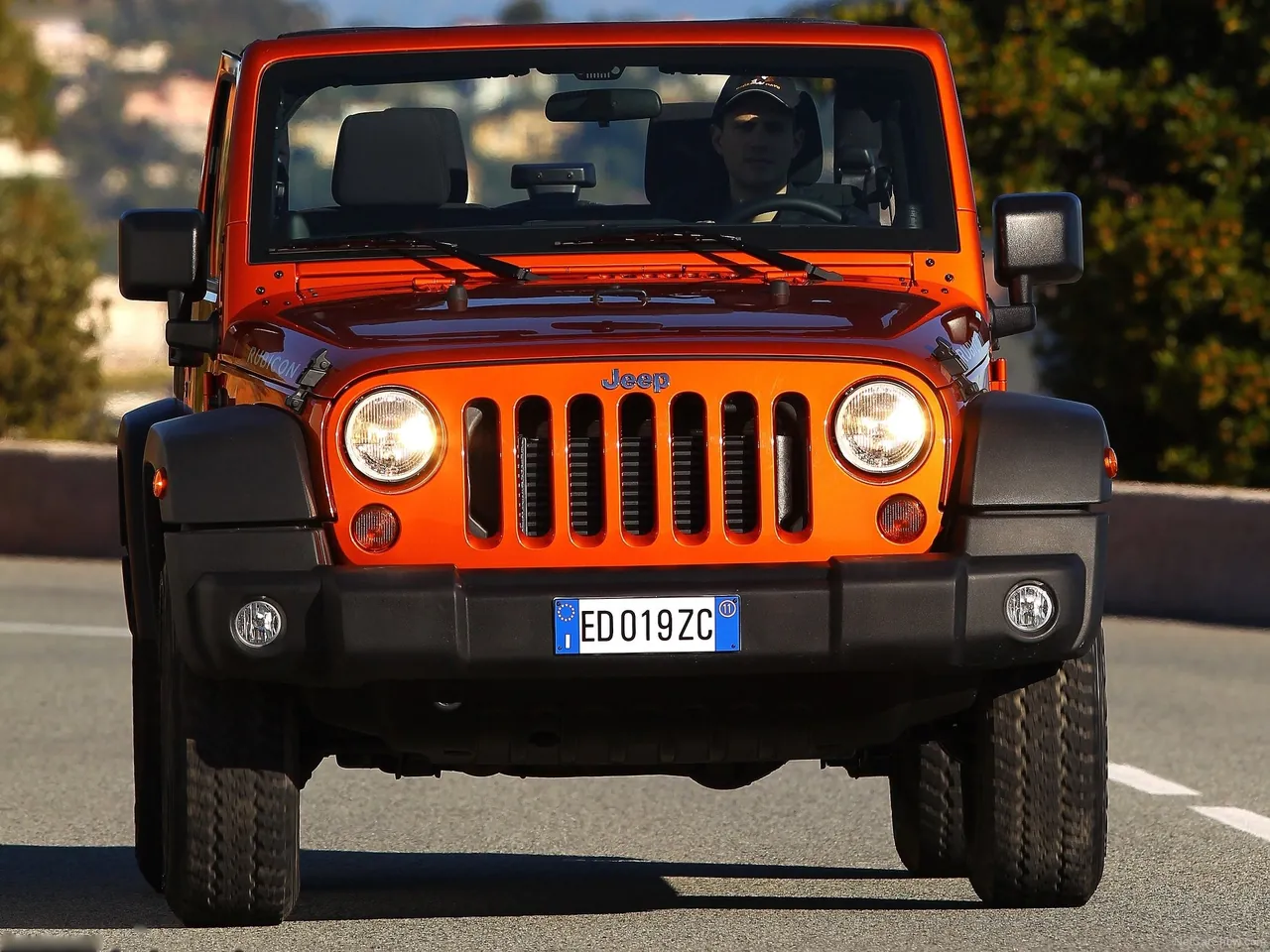 Jeep Wrangler (2012) – zepředu