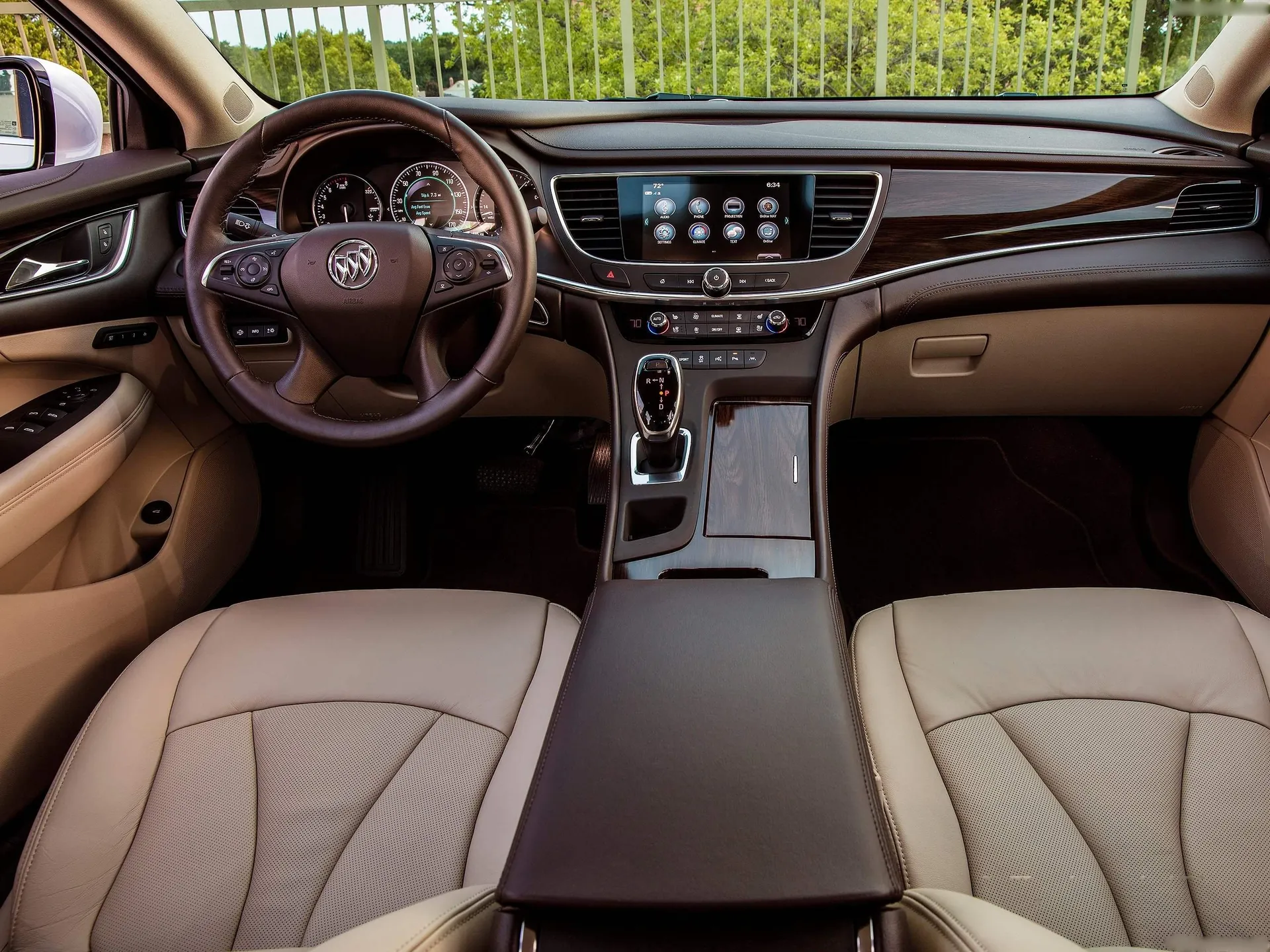 Buick LaCrosse (2017) – interiér