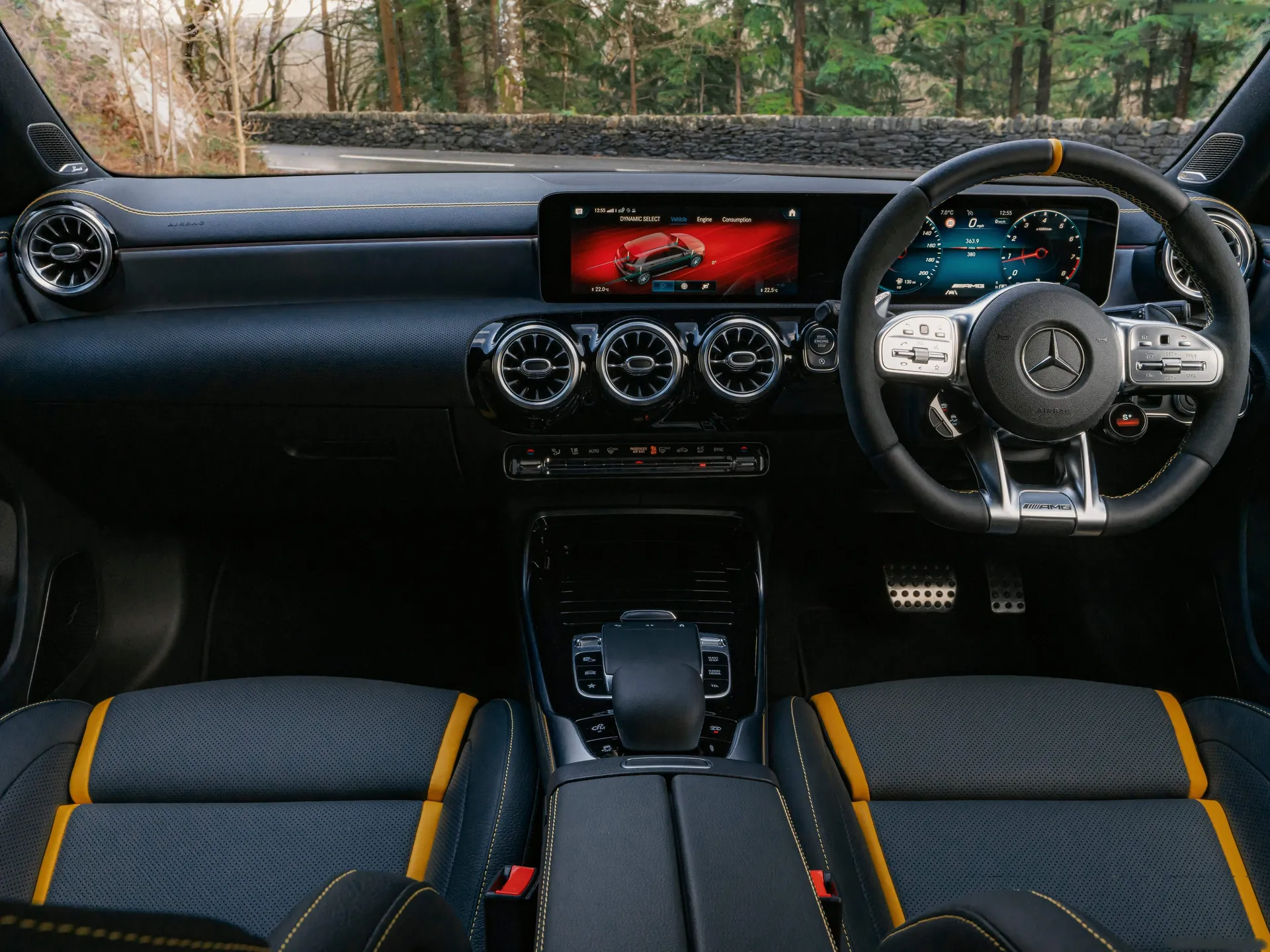 Mercedes-Benz A45 S AMG [UK] (2020) - Interior