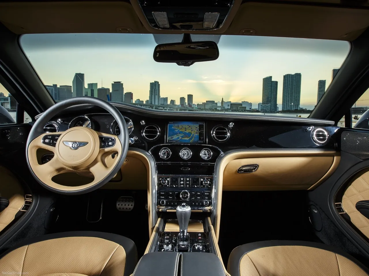 Bentley Mulsanne Speed (2015) – interiér