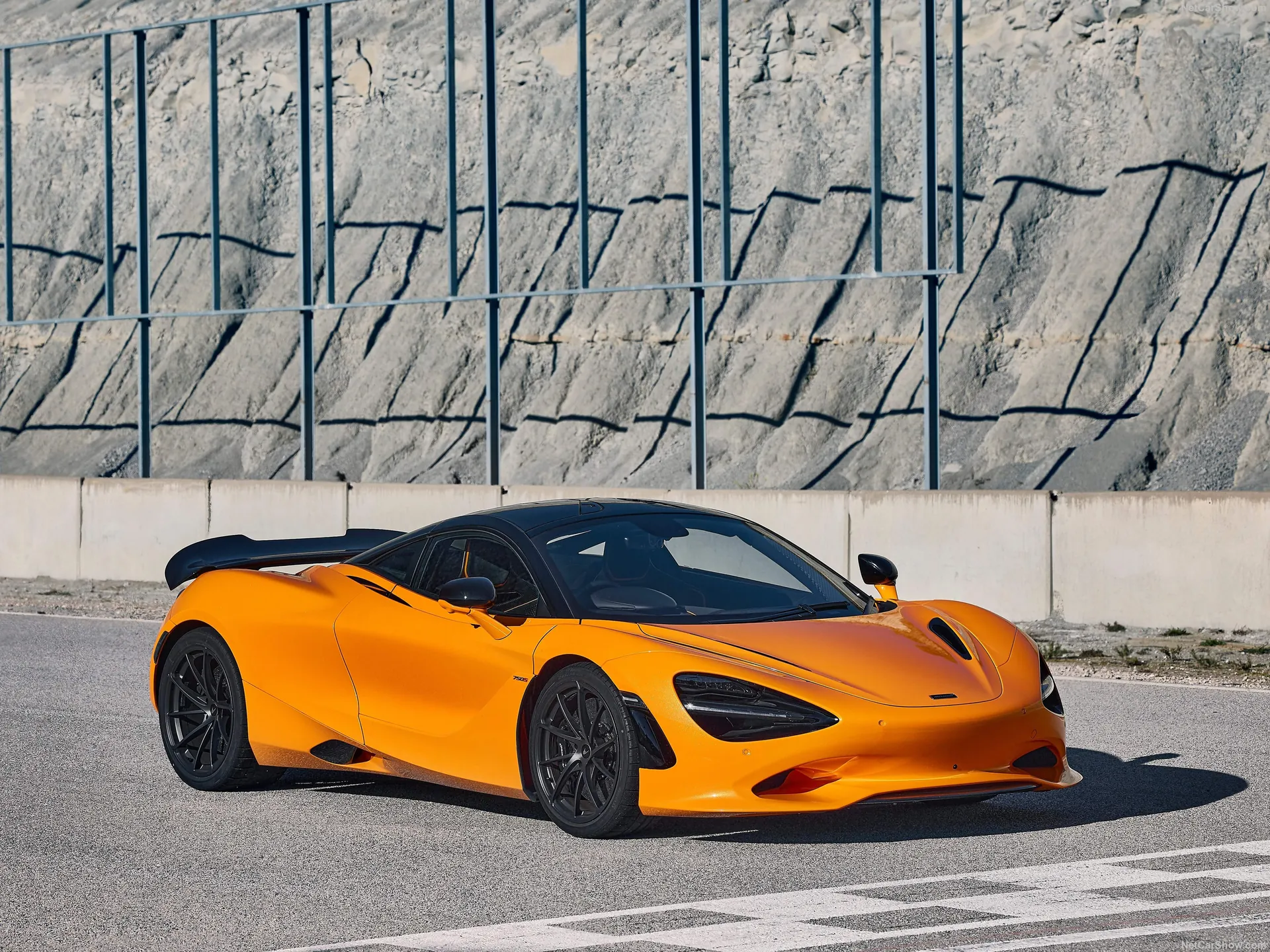 McLaren 750S (2024)
