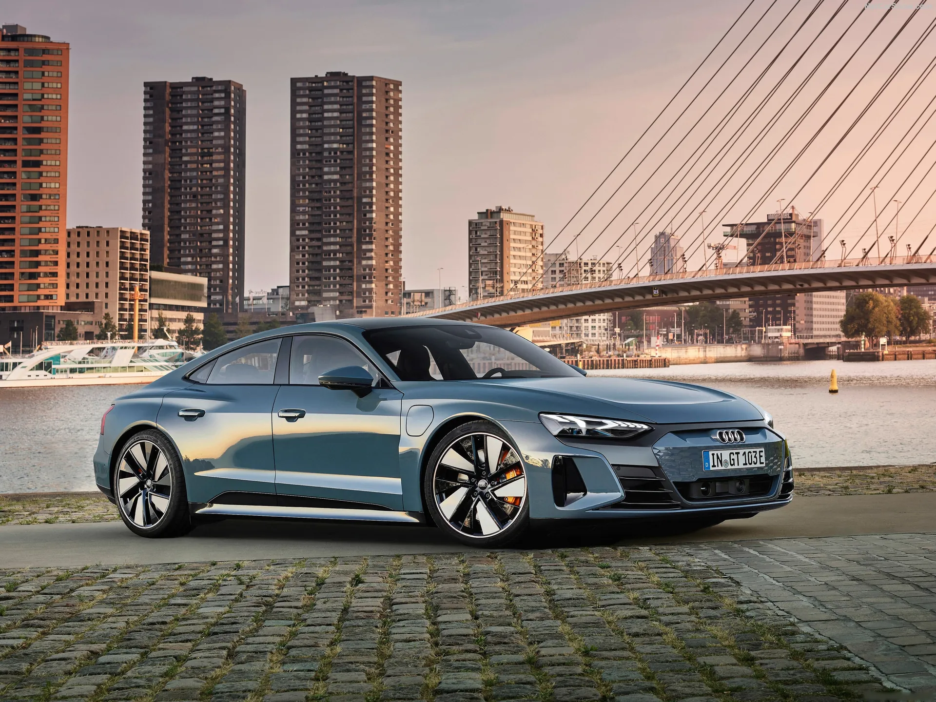 Audi e-tron GT quattro (2022)
